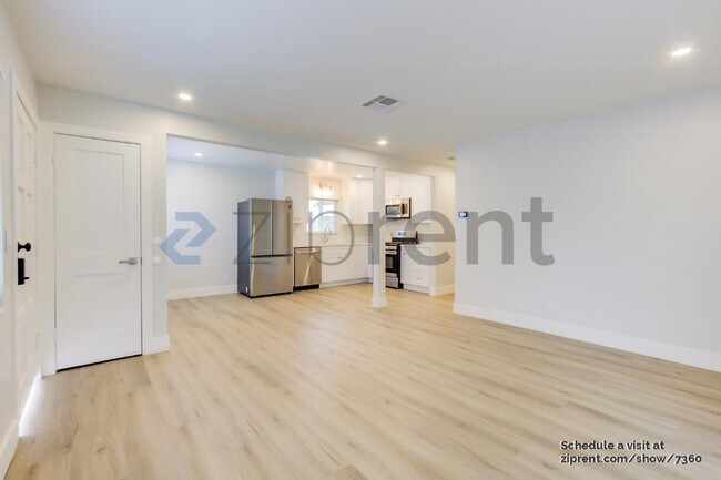 Foto del edificio - Unit C