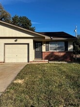 Building Photo - 13224 Montclair Dr