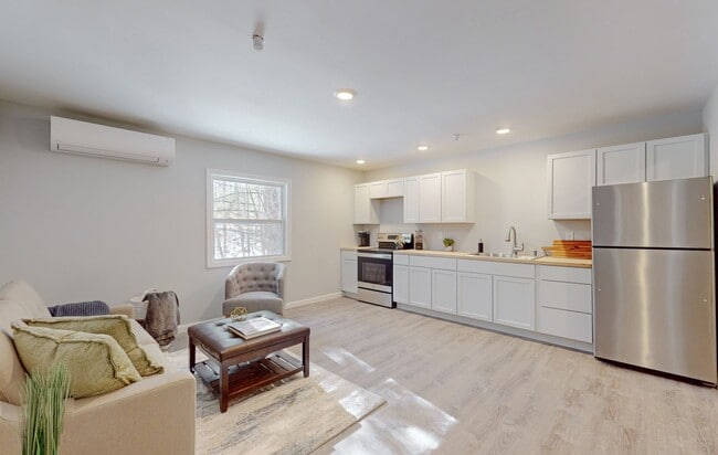 Building Photo - 53 Barth Way