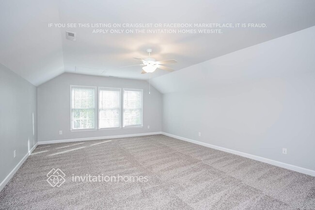 Building Photo - 223 Loblolly Dr