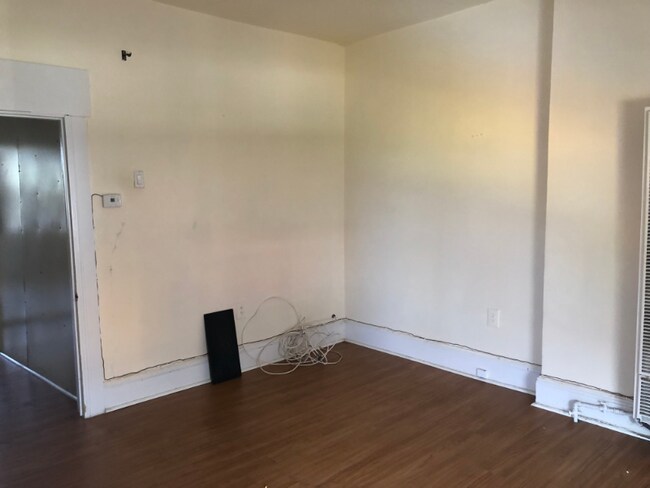 Foto del edificio - 467 Communipaw Ave