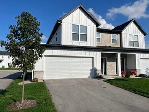 Building Photo - 11295 Sessions Dr NW