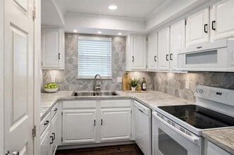 Building Photo - 3635 Garden Brook Dr