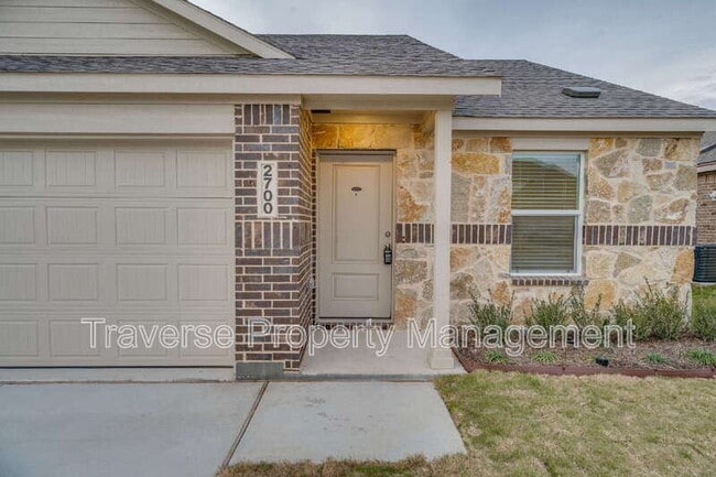 Foto del edificio - 2700 Wispy Crk Dr