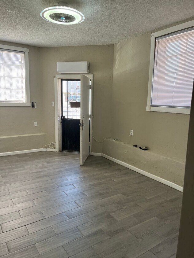 Foto principal - Apartment for rent In Downtown El Paso