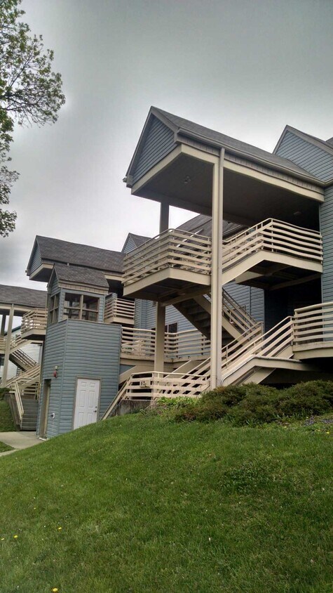 Foto principal - 627 Iowa Ave