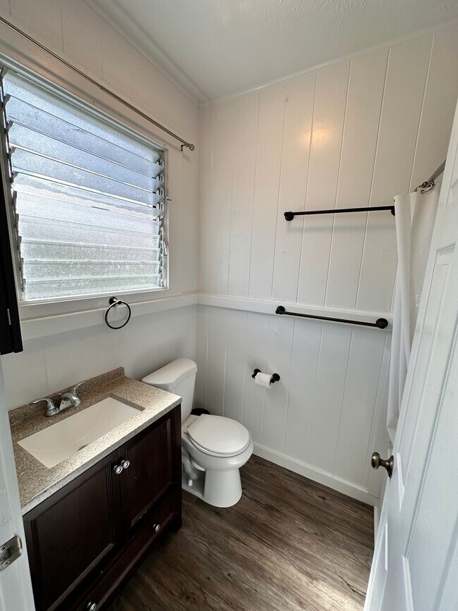 Foto del edificio - Charming Island Retreat – Available Now