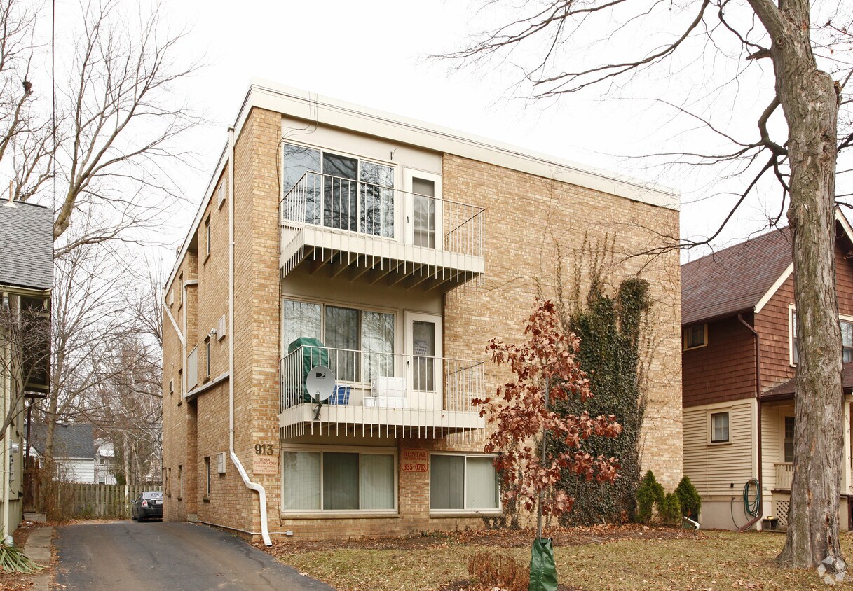 913 Dewey Ave, Ann Arbor, MI 48104 Apartments in Ann Arbor, MI