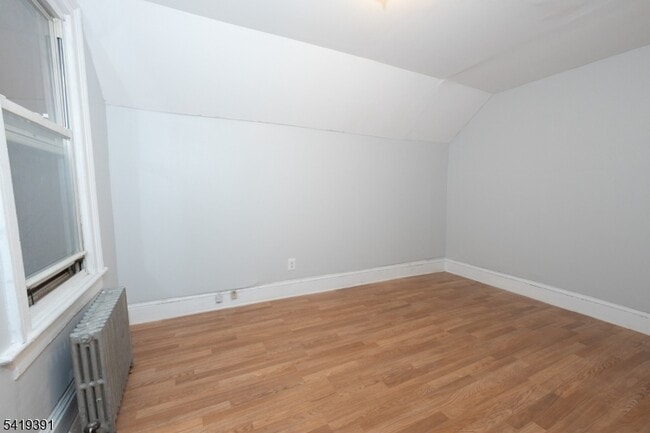 Foto del edificio - 297 W Broadway