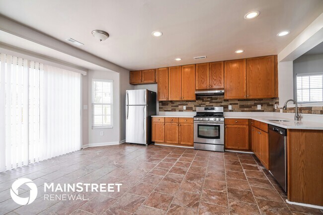 Foto del edificio - 3716 Tryon Ridge Dr