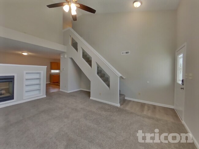 Building Photo - 6674 Largo Ln