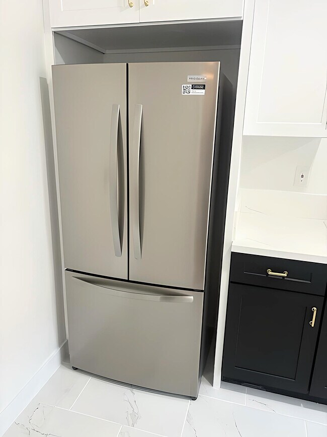 Foto del edificio - 2416 Boone Ave