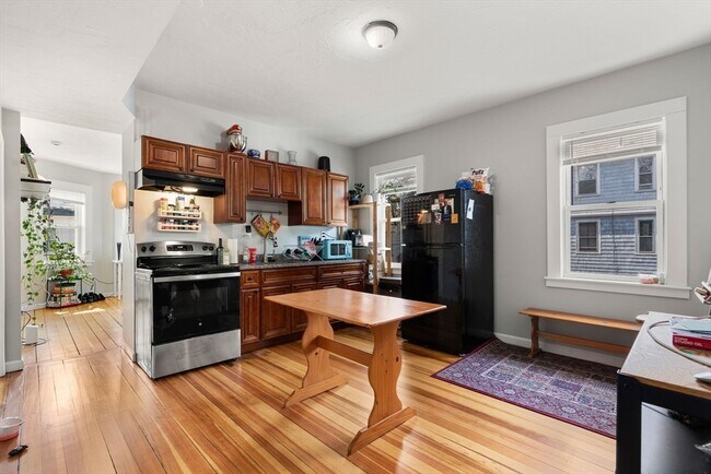 Foto del edificio - 170 Allston St