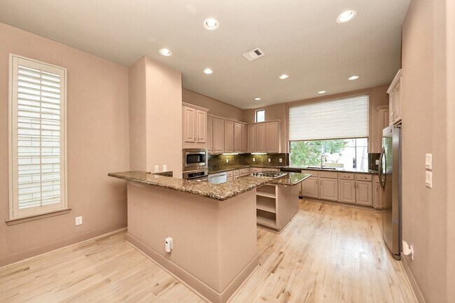 Foto del edificio - 5217 Lillian St
