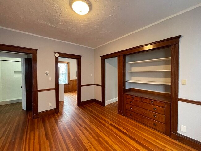 Building Photo - 9 Sumner Sq