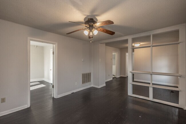 Foto del edificio - 2 Bedroom Stifft Station Cottage