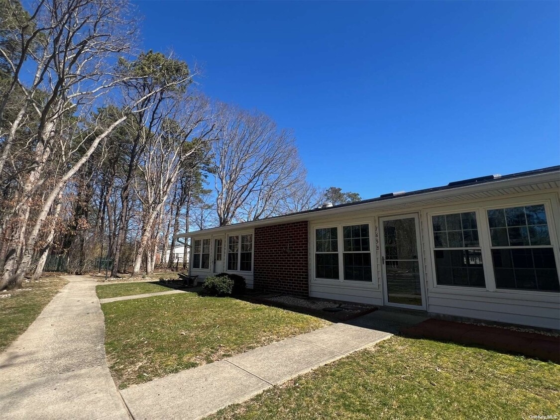 165 Ventry Ct, Ridge, NY 11961 Condo for Rent in Ridge, NY