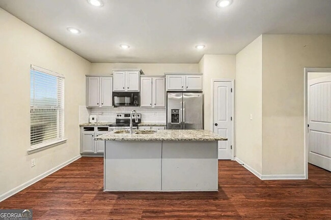 Building Photo - Room in House on Brightside Pkwy