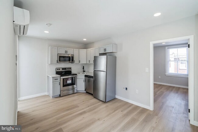 Foto del edificio - 1 bed bath in the heart of Fairmount