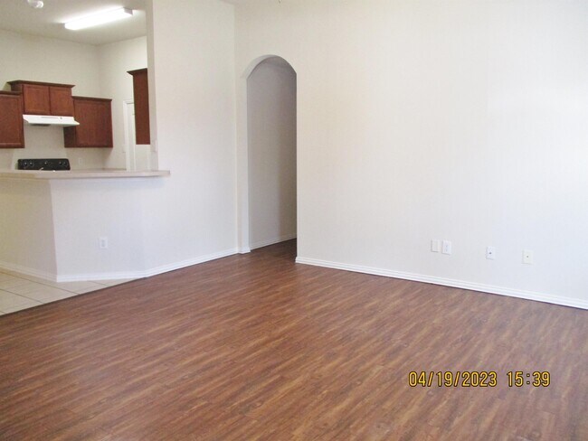 Foto del edificio - 5535 Homestead Rd