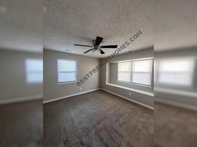 Foto del edificio - 204 Cherrywood Dr