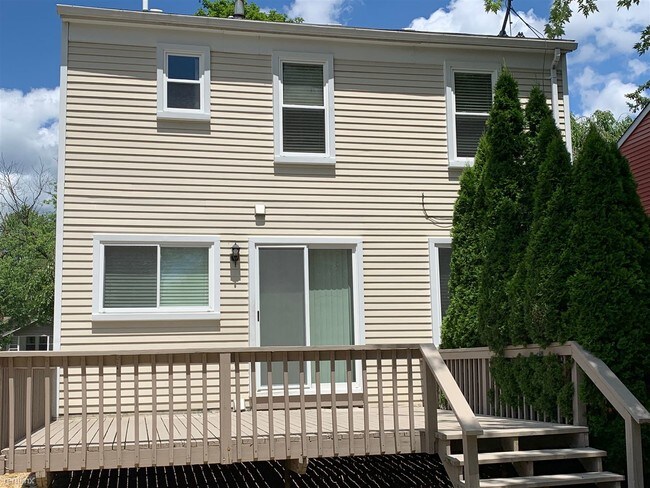 Foto del edificio - 16249 Birwood Ave