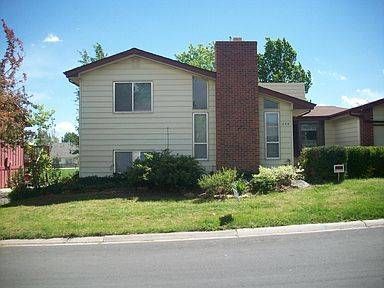 Foto del edificio - 236 Cypress Cir