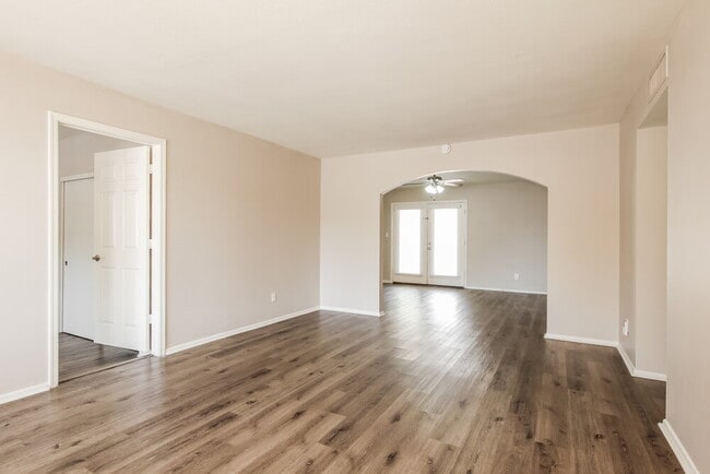 Foto del edificio - 9103 N 63rd Ln