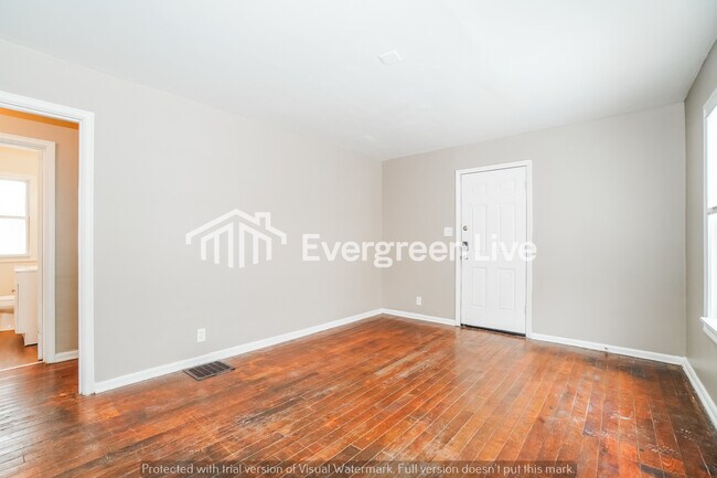 Foto del edificio - 2580 Grasmere Ave