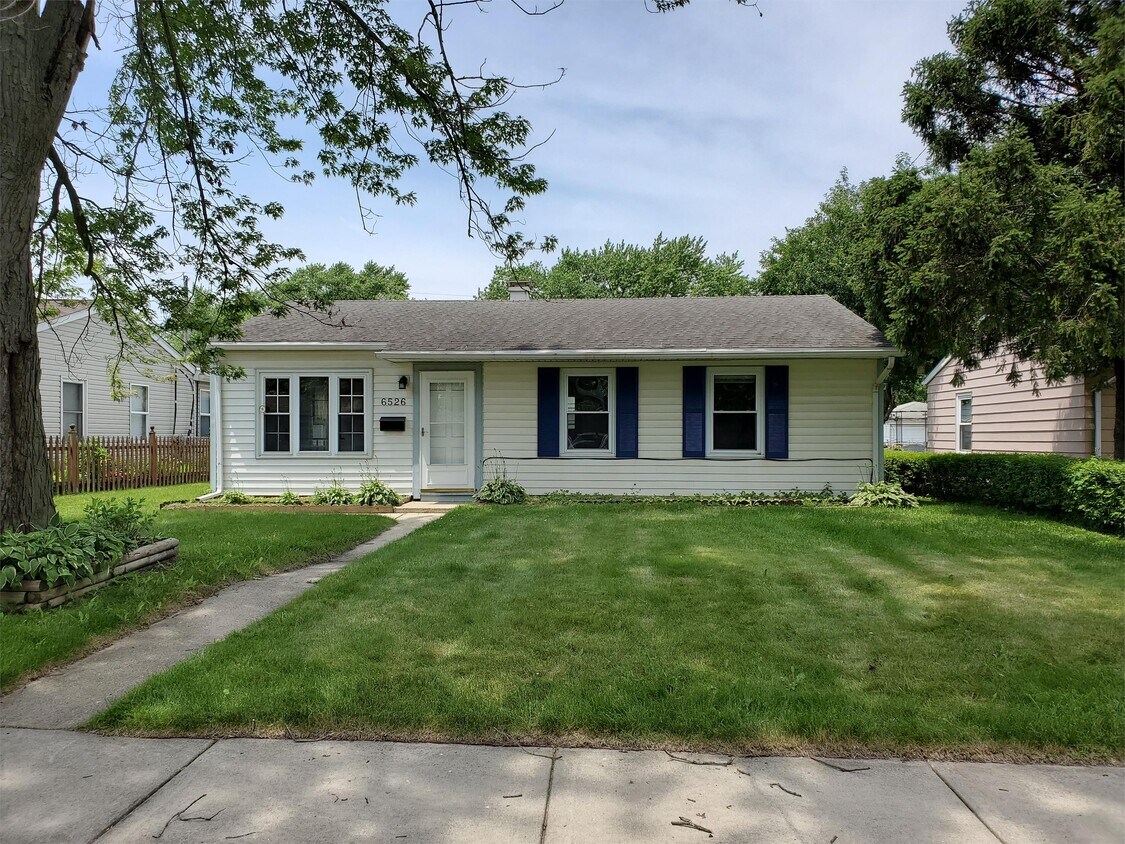 6526 Rhode Island Ave, Hammond, IN 46323 House for Rent in Hammond