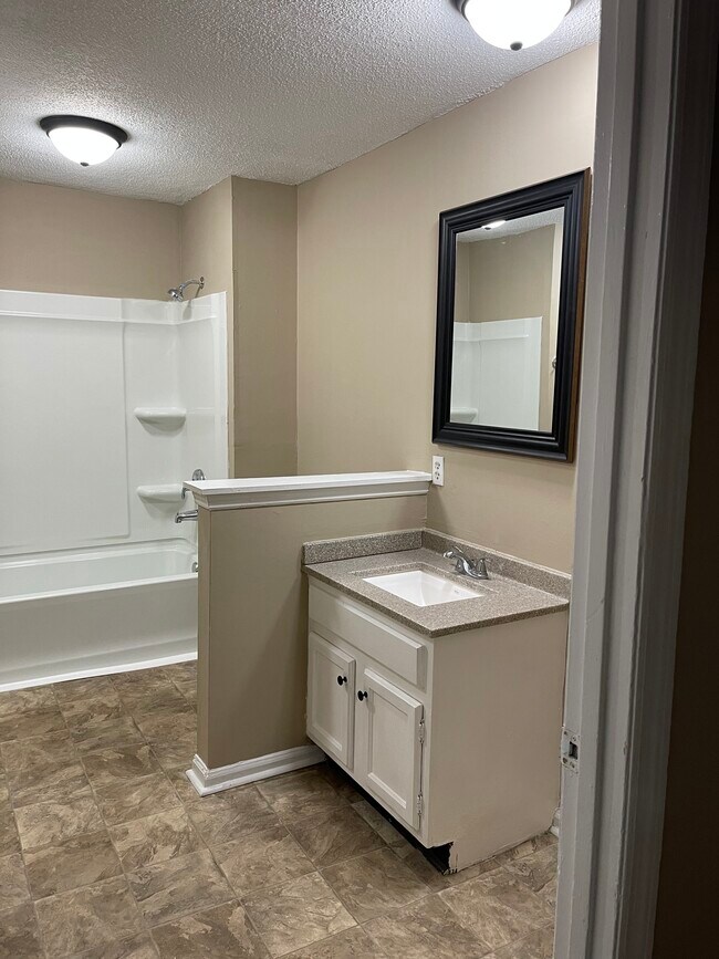 368 Smitherman Rd Unit None, Ringgold, GA 30736 Apartments in