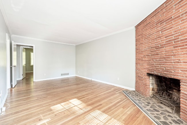 Photo - 2071-2073 E Roxboro Rd NE Apartment