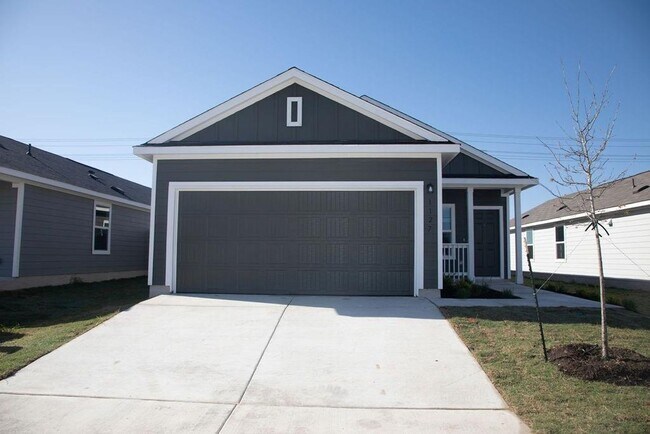 Foto del edificio - Available Now in Bastrop Grove! Built in 2...