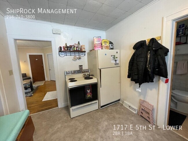 Foto del edificio - 1717 E 5th St