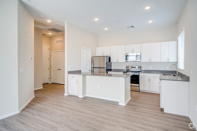 1HAB, 1BA - 698 ft² - Abode At Litchfield Park