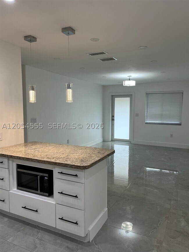 Foto del edificio - 2783 SW 33rd Ct