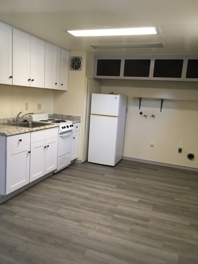 Foto del edificio - 226 Elefa St