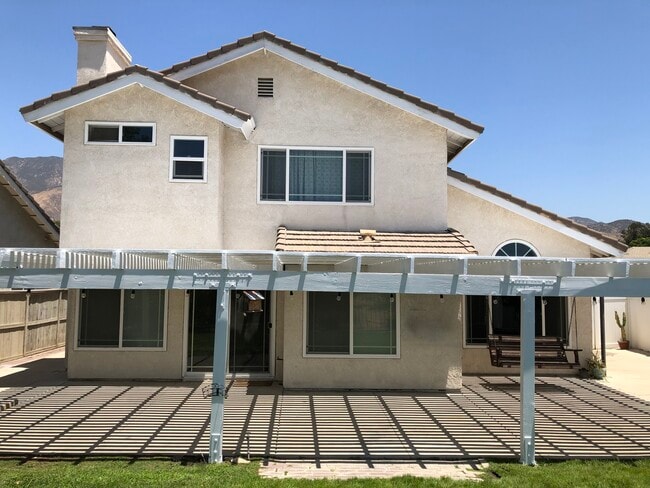Building Photo - 29093 River Run Ln