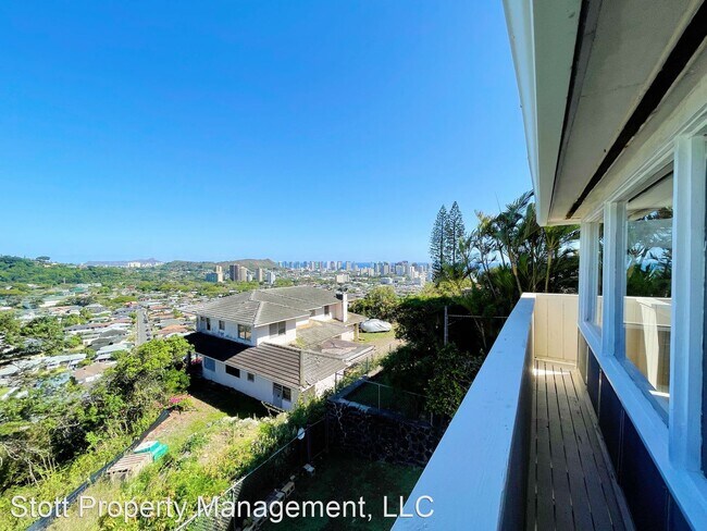 Building Photo - 2 br, 2 bath House - 1128 Kaumailuna Place