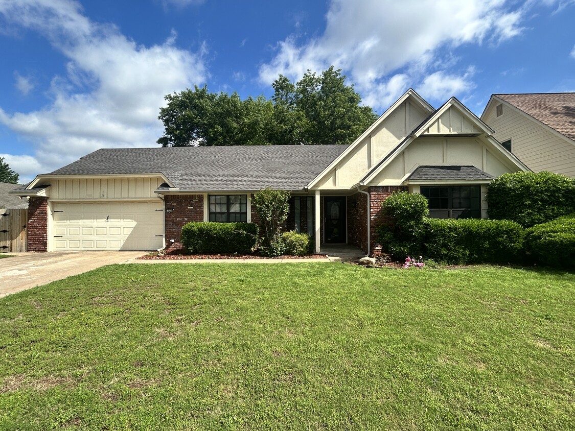 Foto principal - 2320 W Jackson St