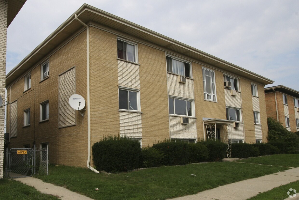Foto principal - 8300 Oconnor Dr