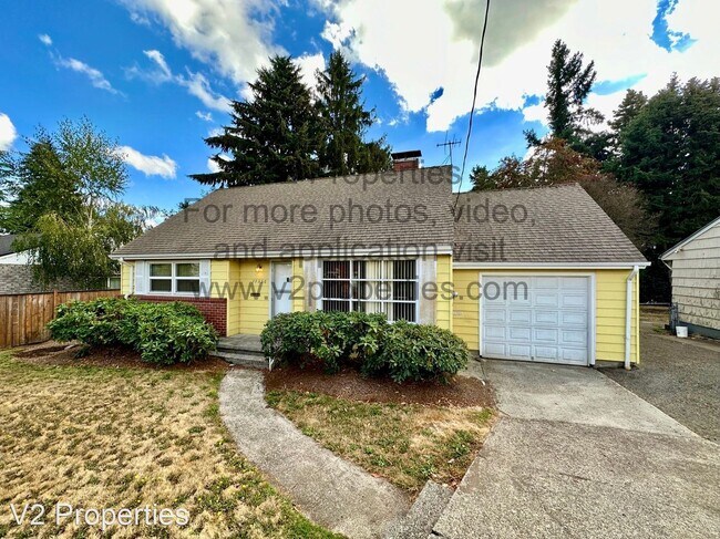 Building Photo - 3 br, 1.5 bath House - 11356 NE Glisan St