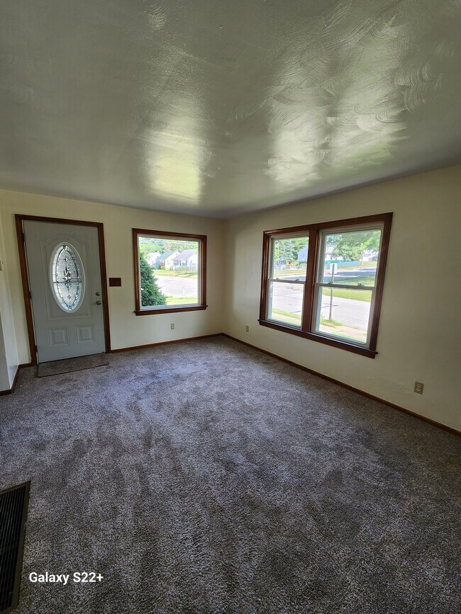 Foto del edificio - 4426 Greengarden Rd