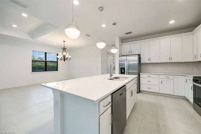 Building Photo - 10335 Ventana Ln