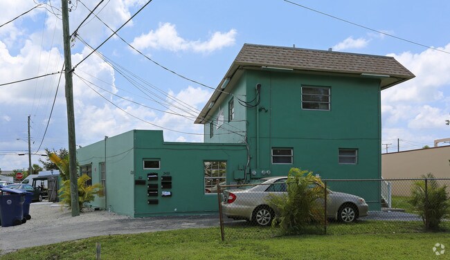 Foto del edificio - 2433 N Dixie Hwy