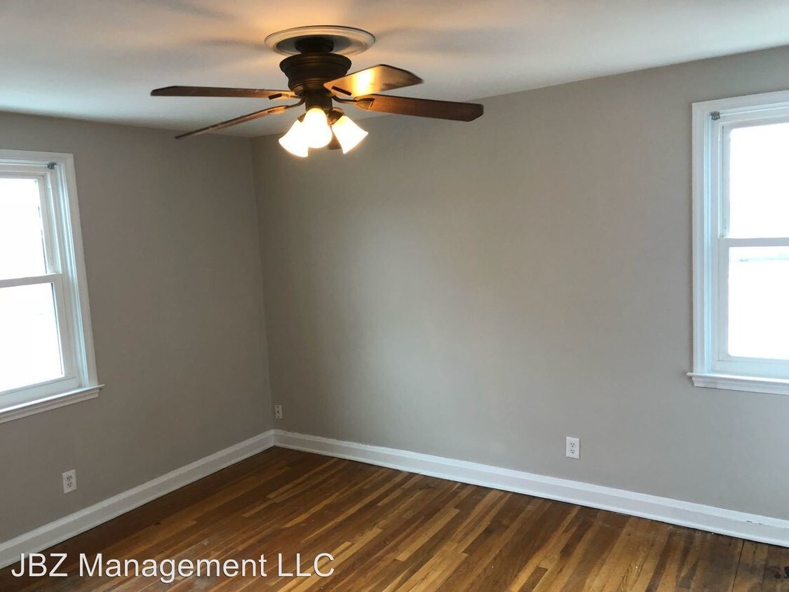 Primary Photo - 3 br, 2 bath House - 4014 Labyrinth Rd