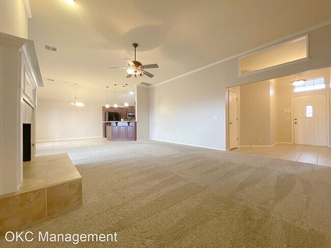 Building Photo - 3 br, 2 bath House - 2705 NW 168th Terr
