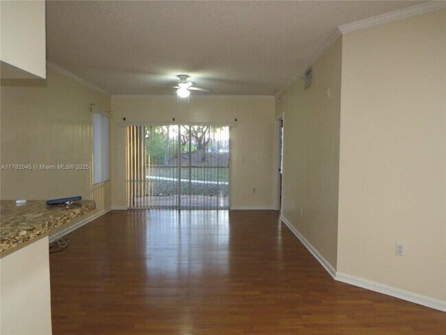Foto del edificio - 11771 W Atlantic Blvd