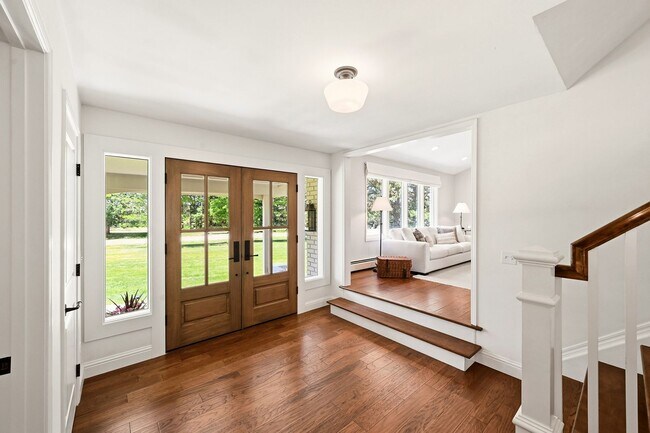 Building Photo - 4BR Modern Farmhouse w/ Flatirons Views