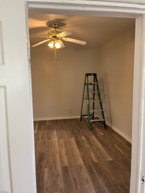 Building Photo - 1067 Helena Ave